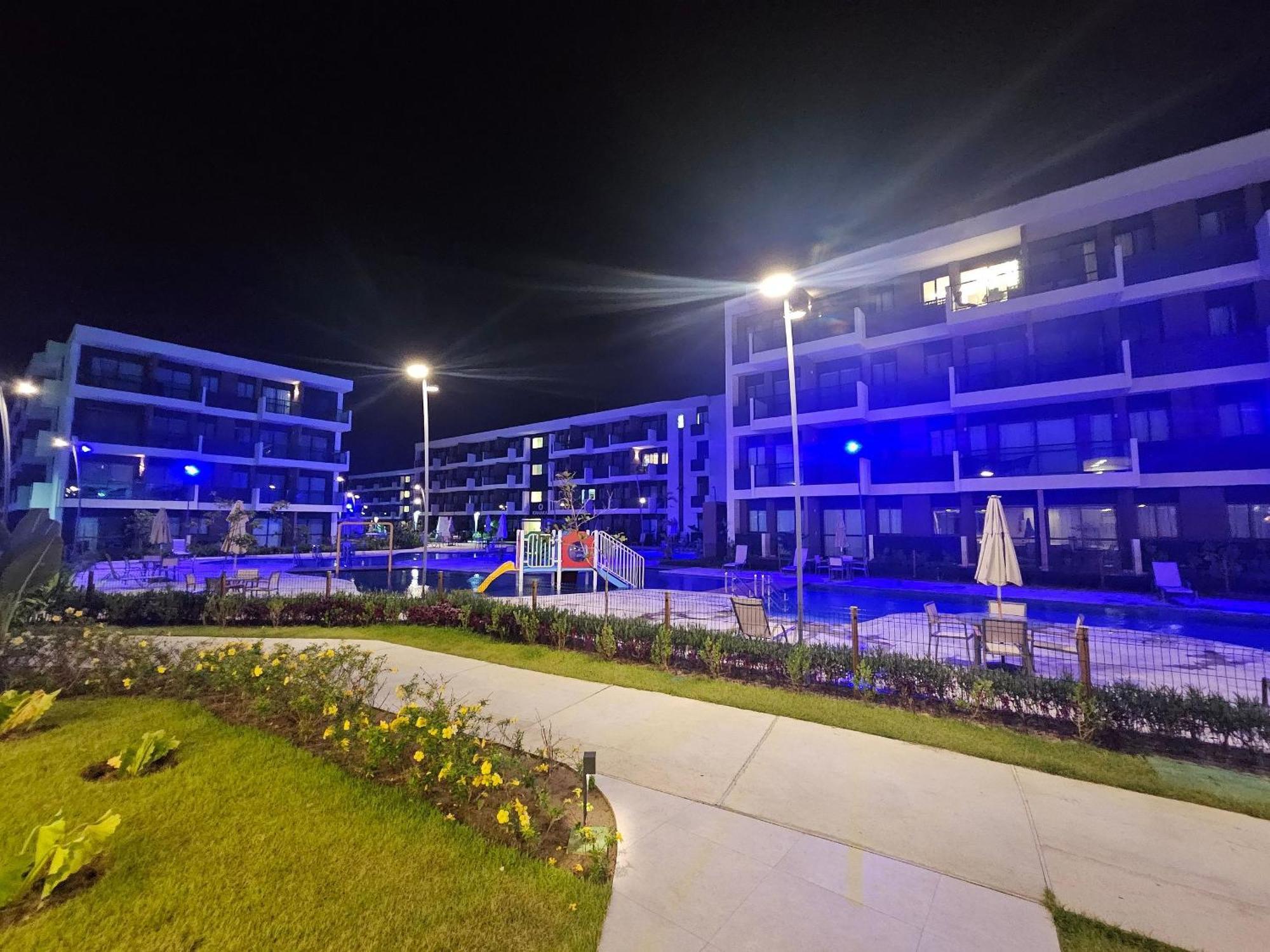 Flat Luxo Com Varanda Gourmet No Makia Em Muro Alto 4 Pessoas Apartment