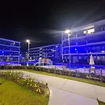 Flat Luxo Com Varanda Gourmet No Makia Resort Em Muro Alto 4 Pessoas