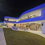Flat Luxo Com Varanda Gourmet No Makia Resort Em Muro Alto 4 Pessoas